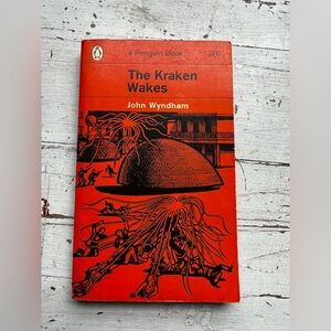 The Kraken Wakes by John Wyndham - Orange Cover